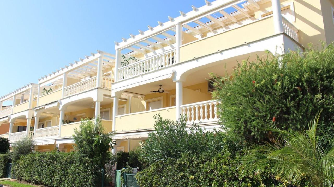 Apartamento Estrella Blanca I, 2 Dormitorios, By Bookindenia *